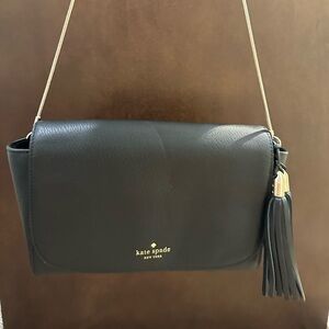 Brand new without tags Kate spade shoulder bag